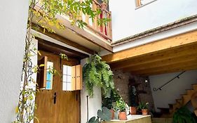 Apartamento En Casa Patio 